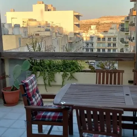 Apartamento 110 Sq.m. Stunning Penthouse With Large Terrace *