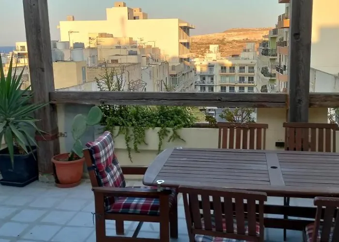 Apartamento 110 Sq.m. Stunning Penthouse With Large Terrace *
